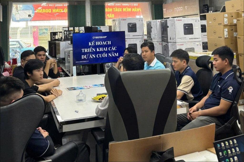 Sinh viên ngành Khoa học Máy tính thực tập tại Công Nghệ Tín Tiến: Đồng hành triển khai các dự án chuyển đổi số địa phương