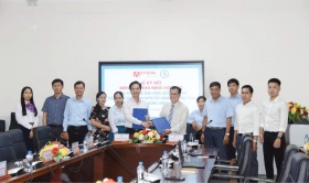 Khoa Công nghệ và Kỹ thuật ký kết hợp tác với doanh nghiệp CNTT